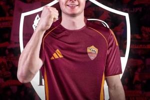 拒绝沙特！暴跌4000万！3年仅进17球，水货前锋转战意甲