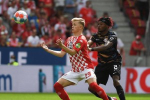 德甲焦点战:美因茨主场冲欧战,勒沃库森客场收官战 德甲焦点战:美因茨主场冲欧战,勒沃库森客场收官战