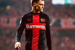 利物浦队:4.25亿欧元,德甲七悍将加盟,拜仁无力阻挡 利物浦队:4.25亿欧元,德甲七悍将加盟,拜仁无力阻挡