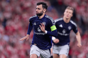 3-0！7亿豪门攻陷西甲魔鬼主场 英超12轮2胜 却一只脚踏进欧联决赛