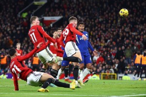 英超回顾：真要复兴了！5000万预算花出2亿的效果，曼联这个转会窗真成熟了