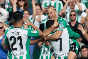 西甲保级与冲欧的生死博弈！贝蒂斯主场残阵迎敌，巴伦西亚客场能否绝境求生？