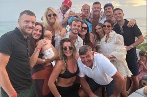 莱斯特城老友记！瓦尔迪与马奎尔、麦迪逊等人前往葡萄牙度假