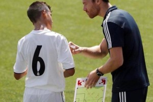 皇马花小钱办大事!卡瓦哈尔经历伯纳乌将上演,先外出练级再回西甲发光 皇马花小钱办大事!卡瓦哈尔经历伯纳乌将上演,先外出练级再回西甲发光