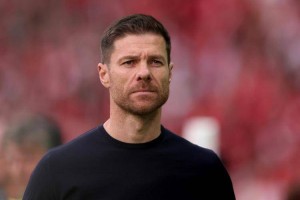 克里豪：阿隆索过于注重攻守平衡，克洛普接替恩里克的概率增加