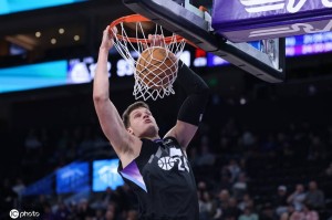 爵士预计不会和凯斯勒续约 后者明年成自由球员 爵士预计不会和凯斯勒续约 后者明年成自由球员