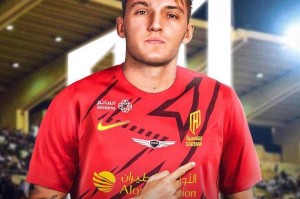 1夜4大转会确定!热刺砸1.1亿英镑,重磅2连签,意甲金靴加盟沙特 1夜4大转会确定!热刺砸1.1亿英镑,重磅2连签,意甲金靴加盟沙特