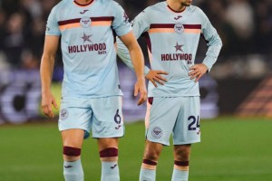 德甲:法兰克福 VS 圣保利 德甲:法兰克福 VS 圣保利