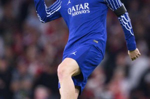 足坛罕见!克瓦拉茨赫利亚赛季双冠:巴黎加冕,那不勒斯躺赢?这操作神了! 足坛罕见!克瓦拉茨赫利亚赛季双冠:巴黎加冕,那不勒斯躺赢?这操作神了!