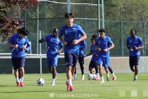 欧塞尔:魏祥鑫身体强壮,或许更适合法甲联赛 欧塞尔:魏祥鑫身体强壮,或许更适合法甲联赛