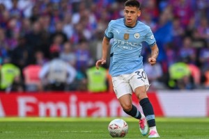 世体：尽管收到欧足联的限制，赫罗纳仍有信心从曼城租借球员