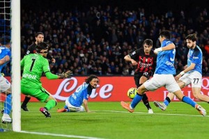 意甲强弱对话:那不勒斯VS科莫 领头羊主场稳冠?升班马客场爆冷? 意甲强弱对话:那不勒斯VS科莫 领头羊主场稳冠?升班马客场爆冷?