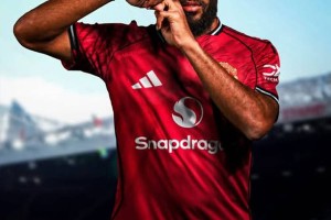 曼联6500万签姆贝莫接近达成协议！哲凯赖什选定阿森纳，阿莫林又有中锋新目标