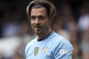 4年仅12球，曼城1亿英镑中场身价狂跌7200万欧元，30万周薪无人问津