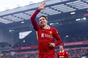 留队是对还是错?27岁基耶萨迎生涯低谷,17岁新星成他竞争对手 留队是对还是错?27岁基耶萨迎生涯低谷,17岁新星成他竞争对手