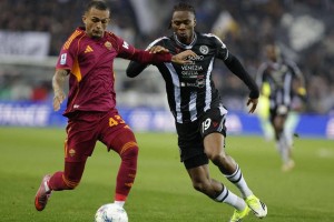 天助国米：意甲第11名乌迪内斯爆冷击败罗马，后者基本退出争冠行列