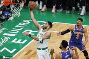 农场主篮球！绿军尼克斯拉满主力苦战 大桥出战51分钟