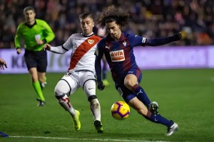 西甲:阿拉维斯VS莱万特 西甲:阿拉维斯VS莱万特