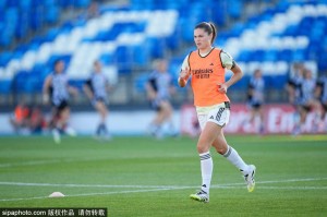 阿尔巴·雷东多闪耀欧冠，助皇马女足大胜罗马