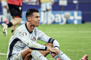 球王梅西再创神迹!书写37次小组赛100%晋级,C罗却三度止步 球王梅西再创神迹!书写37次小组赛100%晋级,C罗却三度止步