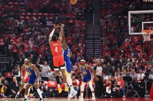 G5首节：火箭13罚13中 勇士全队9犯规没有罚球