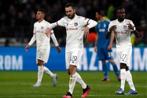 法甲保级生死斗!昂热VS洛里昂:谁能摆脱降级泥潭? 法甲保级生死斗!昂热VS洛里昂:谁能摆脱降级泥潭?