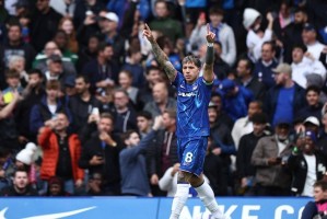 赛前列队欢迎，赛中痛下杀手！切尔西3-1利物浦，终结不胜魔咒！