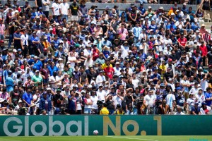 大巴黎4-0大胜马竞，西蒙尼被批输不起，国米深有同感