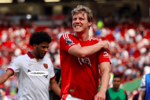 豪门悲喜夜：皇马3-4巴萨创耻辱纪录 利物浦2-2枪手 曼联跌至第16