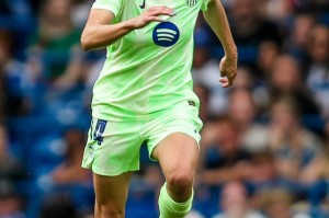 艾塔娜赛前放狠话:巴萨女足是新王!但欧冠决赛阿森纳也能掀翻宇宙队? 艾塔娜赛前放狠话:巴萨女足是新王!但欧冠决赛阿森纳也能掀翻宇宙队?