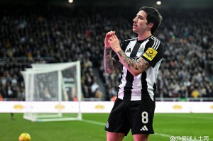 巴萨500万追葡超帝星,PK拜仁争夺德甲猛将巴黎6000万挖托纳利 巴萨500万追葡超帝星,PK拜仁争夺德甲猛将巴黎6000万挖托纳利