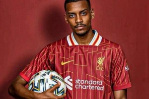 纽卡斯尔不忍了!埃迪豪表态炮轰伊萨克:表现不好就别想随队训练 纽卡斯尔不忍了!埃迪豪表态炮轰伊萨克:表现不好就别想随队训练