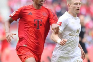 下一场有机会吗？17岁阿萨雷换下凯恩上演德甲首秀 目前身价250万