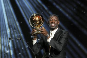 从迟到大王+网瘾少年到捧起金球!“香球王”登贝莱终迎圆满 从迟到大王+网瘾少年到捧起金球!“香球王”登贝莱终迎圆满