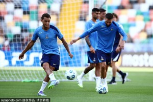 热刺双星转会风云:赫罗纳迎来新核心,比利亚雷亚尔再添锋线奇兵 热刺双星转会风云:赫罗纳迎来新核心,比利亚雷亚尔再添锋线奇兵