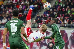 2-2大冷门，仅32%控球率仍不输，德甲第15战平德甲第4