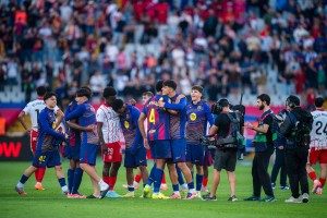 (体育)足球——西甲:巴塞罗那胜赫罗纳 (体育)足球——西甲:巴塞罗那胜赫罗纳