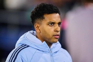 淘汰赛仅出场5分钟,皇马亿元先生遭阿隆索弃用,阿森纳报价9000万 淘汰赛仅出场5分钟,皇马亿元先生遭阿隆索弃用,阿森纳报价9000万