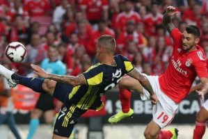 周三005 欧冠 费内巴切VS本菲卡，比分预测