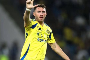 落叶归根!31岁拉波尔特拒绝5份高薪邀约,执意回归梦开始的地方! 落叶归根!31岁拉波尔特拒绝5份高薪邀约,执意回归梦开始的地方!