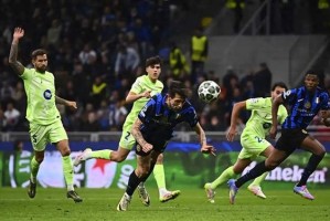 皇马西甲翻盘巴萨别乐观！弗里克手下有奇兵：能锁死姆巴佩&小熊