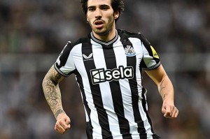 25岁英超顶级中场考虑回归意甲？尤文紧追，米兰或成梦想出发地