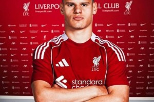 马上下树罗马诺:利物浦签科尔克兹即将达口头协议!别着急! 马上下树罗马诺:利物浦签科尔克兹即将达口头协议!别着急!