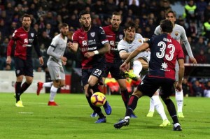 9/19 菜鸟互啄难道主场真的那么关键?意甲 莱切vs卡利亚里 9/19 菜鸟互啄难道主场真的那么关键?意甲 莱切vs卡利亚里