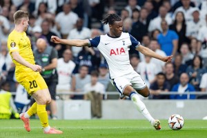 针对曼联热刺！温格批评制度不合理，欧联冠军不应自动晋级欧冠