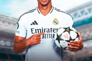 从小就看梅西等人踢球！邮报：阿诺德曾称除了利物浦最喜欢巴萨