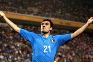 维耶里:穆阿尼适合意甲,特罗萨德需要培养组织能力 维耶里:穆阿尼适合意甲,特罗萨德需要培养组织能力