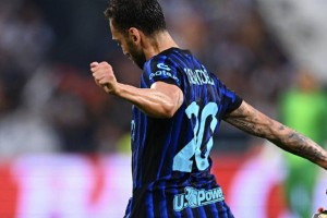 尤文4-3绝杀,验出新皮耶罗:20岁新星3场造4球,领跑意甲助攻榜 尤文4-3绝杀,验出新皮耶罗:20岁新星3场造4球,领跑意甲助攻榜