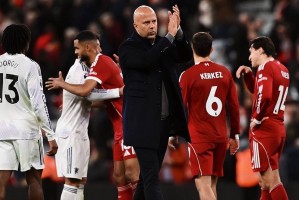 詹俊:萨拉赫状态低迷,不应再首发 詹俊:萨拉赫状态低迷,不应再首发