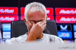 费内巴切背叛穆里尼奥？将其解雇后，俱乐部迅速引进4名球员